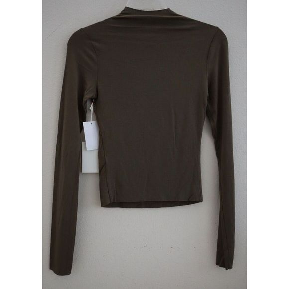 Good American Women's Sz 0 (XS) Green L/S Cropped Shine Mock Turtleneck $60 - Picture 2 of 4